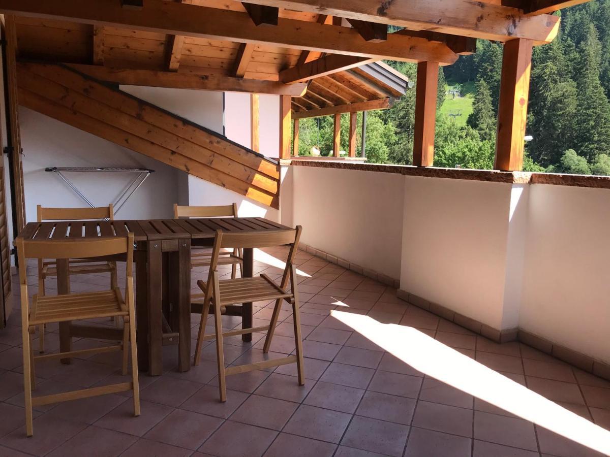 Attico In Legno Ad Andalo Apartment Exterior photo